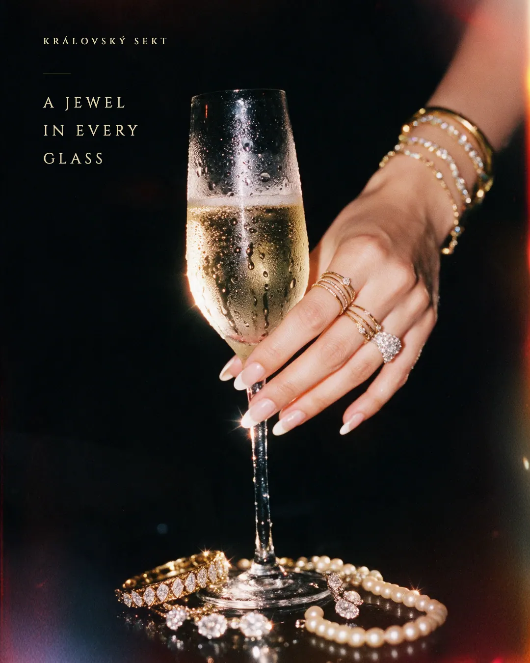 „A jewel in every glass“